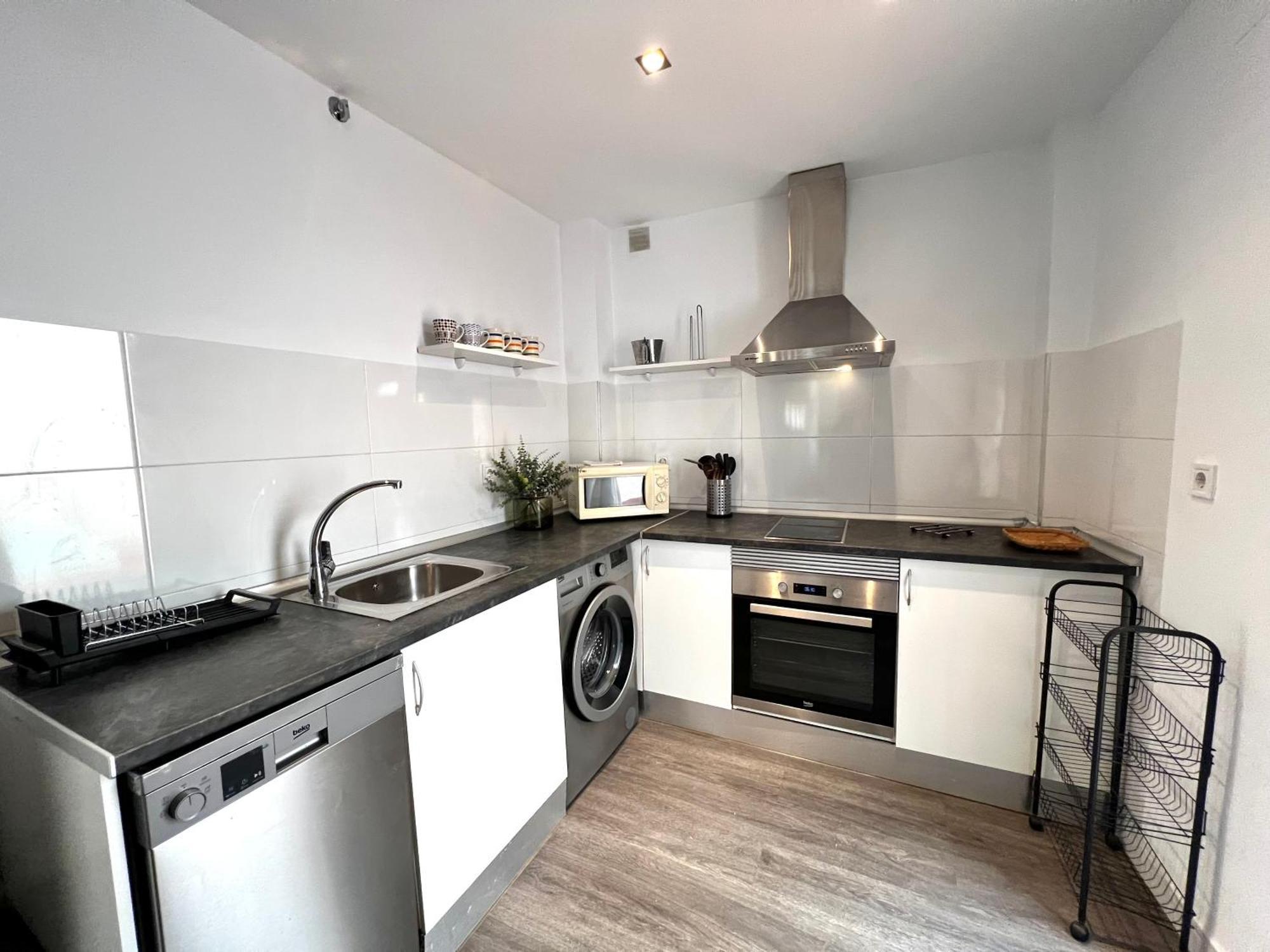 Apartment Nuevo Cathedral Deluxe Sinesedesignhomes